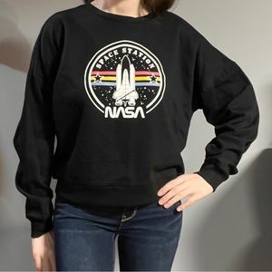 Size Youth Large NASA Space Cozy Black Sweatshirt NEW